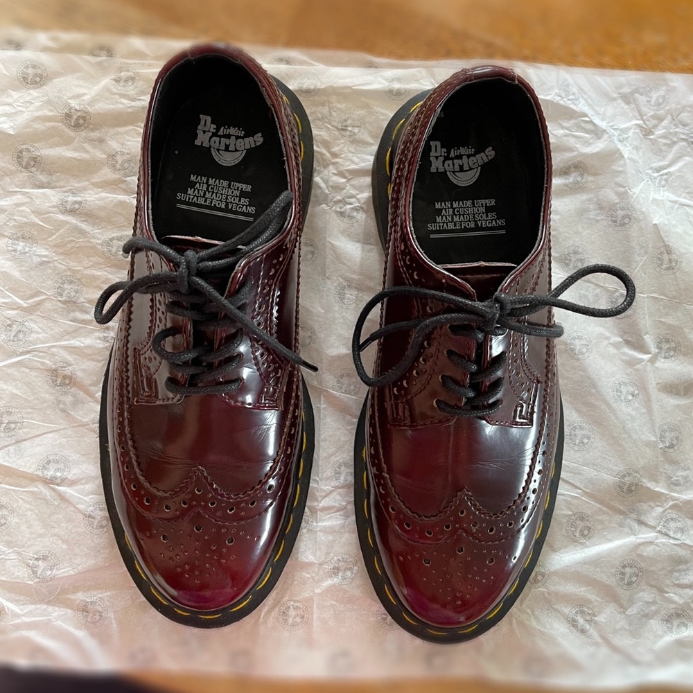 Dr Martens 3989 Wingtip Vegan Shoes (Cherry Red)